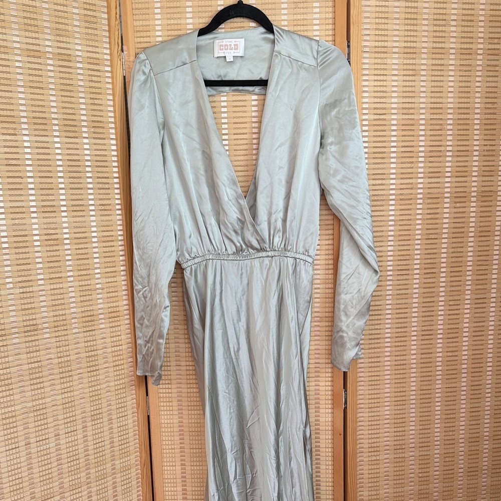 Stone Cold Fox Long Sleeve Dress in Light Gray - Picture 2 of 8